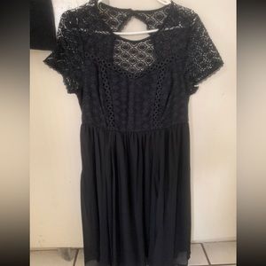 Size 00 Torrid Black Crochet and chiffon skater dress